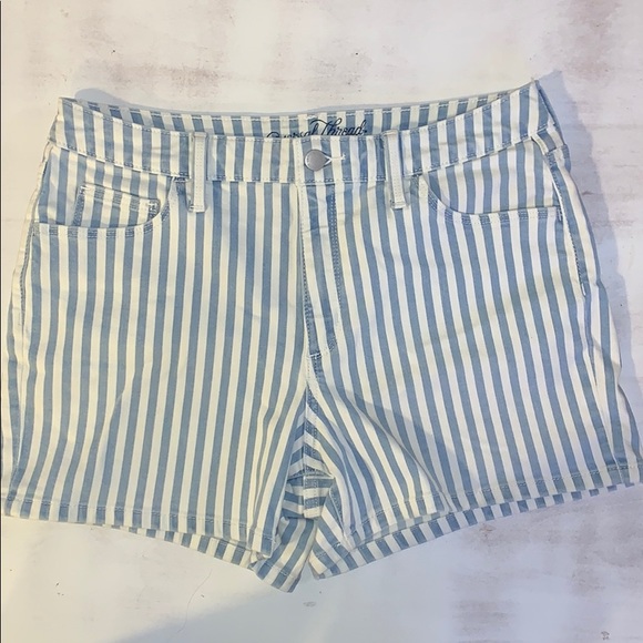 High-Waist Stripe Short - Picture 1 of 3